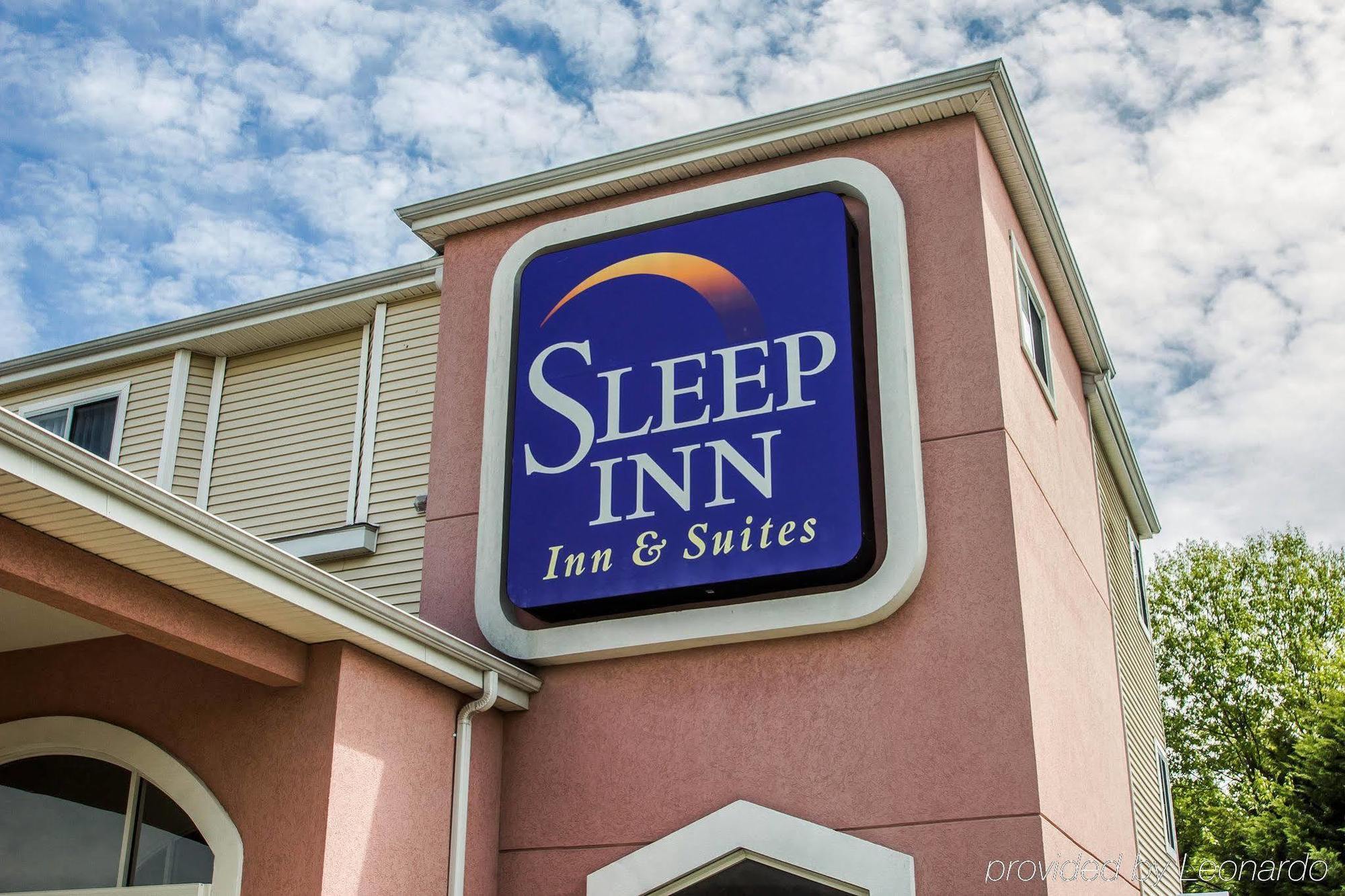 Sleep Inn & Suites Найантик Екстериор снимка